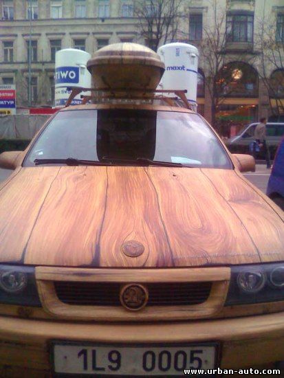 Деревянный Opel Vectra.